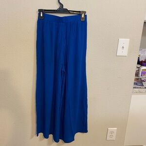 Zenana Minimalist Classic Blue Woven Crinkle Wide Flare Leg Pants with Pockets